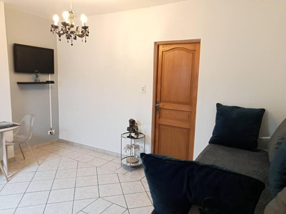 Splendide Moulins Apartment Мулин Екстериор снимка